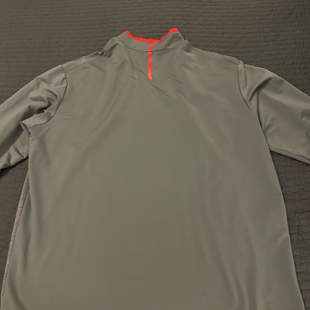 Nike Golf Therma-Fit Tour Performance 1/4 Zip Pullover Gray with Red. XXL - Picture 2 of 4